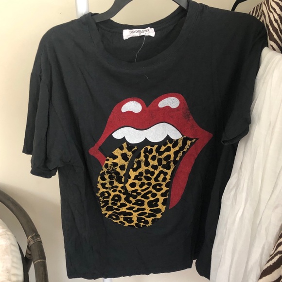 SELLING VINTAGE/GRAPHIC TEES. CLICK TO SEE ALL! - Picture 5 of 11